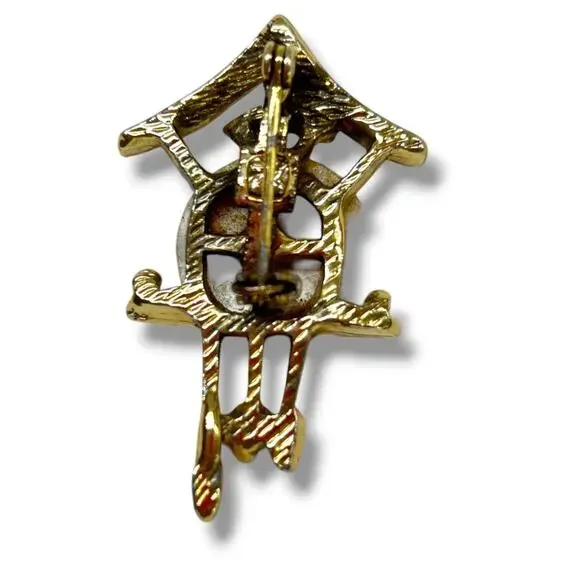 2 Goldtone Brooch Pins Cuckoo Clock 1.6" Lightweight 2.5" - Picture 5 of 6